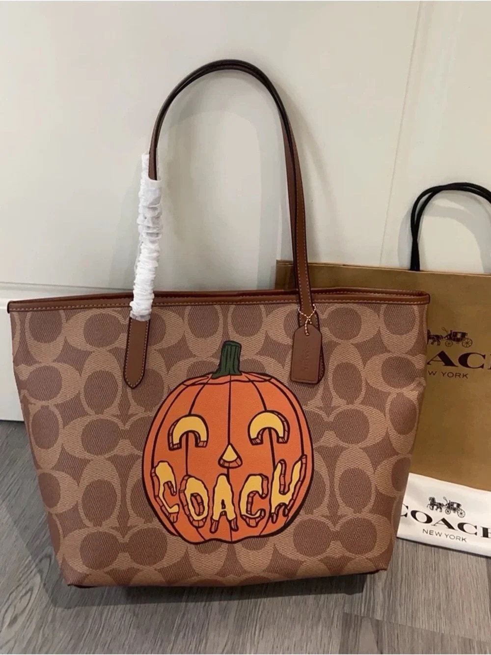 Coach Halloween Pumpkin City Tote Bag Signature Print Canvas Purse Bag
